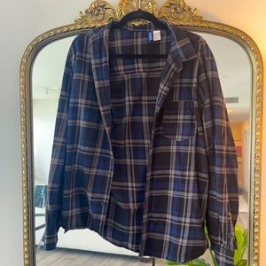 Divided men’s flannel